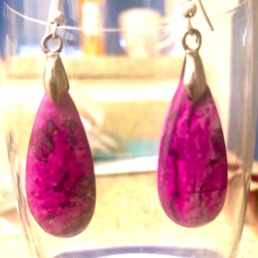 Crazy Lace Agate Set. NWOT earrings & pendant!!!